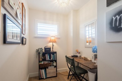 Welcome to this spacious and well-maintained 2-bedroom, 2-bath - photo 17