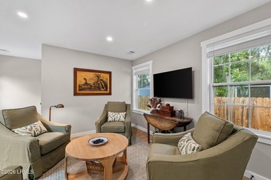 Completely renovated in 2024, this charming 3-bedroom, 2.5-bath - photo 19