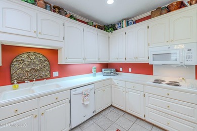 Adorable 3BR/2BA Home in Desirable Castlewoods Subdivision! - photo 20
