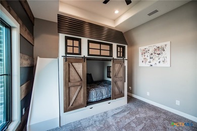Welcome to 499 Dayspring, an award-winning 7,433 sq. foot luxury - photo 23