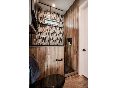 Welcome to 499 Dayspring, an award-winning 7,433 sq. foot luxury - photo 25