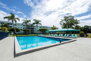 Welcome to this spacious and well-maintained 2-bedroom, 2-bath - photo 27