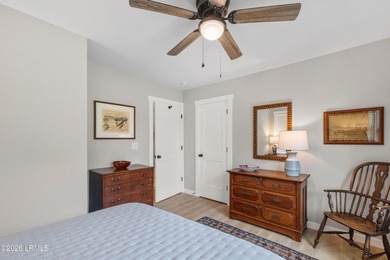 Completely renovated in 2024, this charming 3-bedroom, 2.5-bath - photo 28