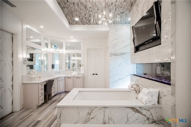 Welcome to 499 Dayspring, an award-winning 7,433 sq. foot luxury - photo 31