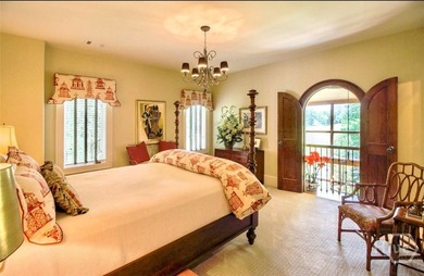 An extraordinary Transitional European estate in Southbridge - photo 32
