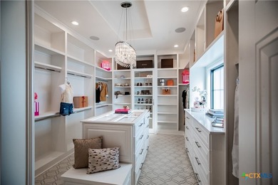 Welcome to 499 Dayspring, an award-winning 7,433 sq. foot luxury - photo 33