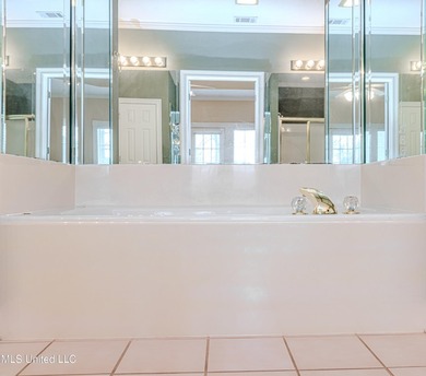 Adorable 3BR/2BA Home in Desirable Castlewoods Subdivision! - photo 34