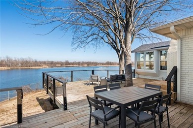 **If waterfront views are what you've been looking for, look no - photo 41