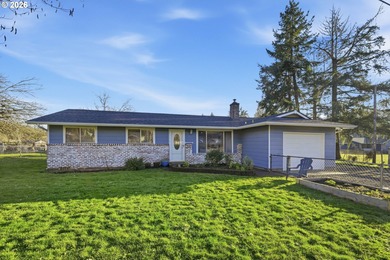 Dorena Reservoir Home For Sale in Cottagegrove Oregon