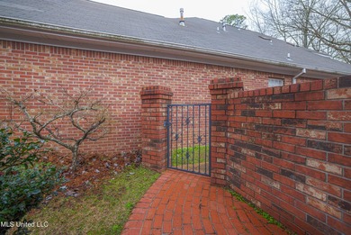 Adorable 3BR/2BA Home in Desirable Castlewoods Subdivision! - photo 43
