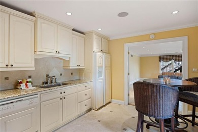 ***Huge price reduction*** This four-sided brick traditional - photo 46