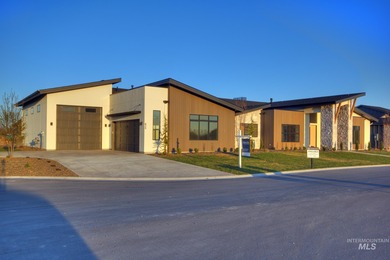 (private lake, pond, creek) Home For Sale in Middleton Idaho