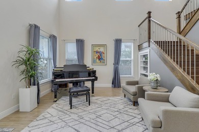 PRIVACY ABOUNDS IN THIS CUL-DE-SAC POOL HOME NESTLED ON AN - photo 9