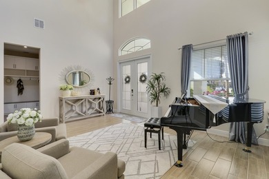 PRIVACY ABOUNDS IN THIS CUL-DE-SAC POOL HOME NESTLED ON AN - photo 10