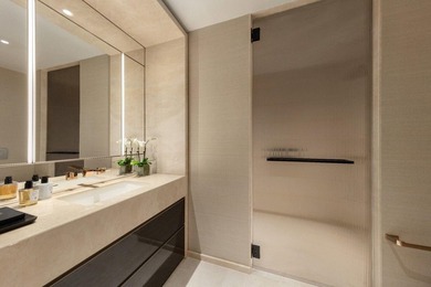 Welcome to Mandarin Oriental Residences, Fifth Avenue. Gilded - photo 12