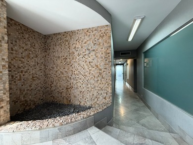 Commercial Building in San Francisco Panama City - 900 m2 - photo 14