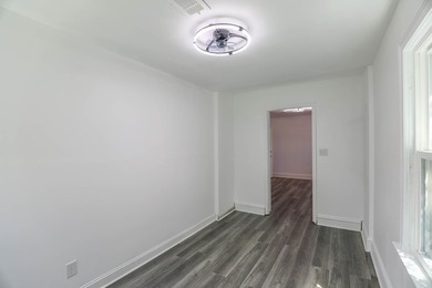Location, location, location! This versatile commercial property - photo 17