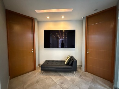 Commercial Building in San Francisco Panama City - 900 m2 - photo 21