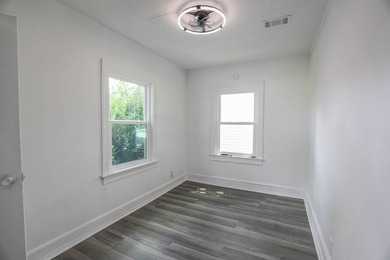 Location, location, location! This versatile commercial property - photo 22