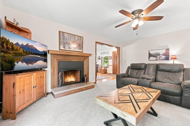 Video and interactive floor plan tour in virtual tour link - photo 27