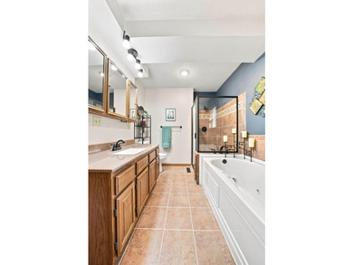 Video and interactive floor plan tour in virtual tour link - photo 35