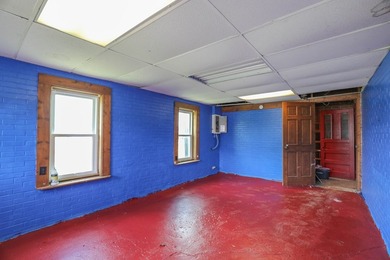 Location, location, location! This versatile commercial property - photo 41