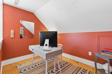 Opportunity meets flexibility at 26 Adelaide Street. This - photo 48