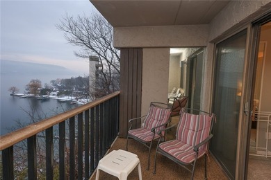 Enjoy lake living with no maintenance and low taxes. Updated 2 - photo 1