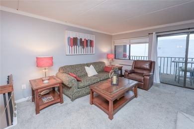 Enjoy lake living with no maintenance and low taxes. Updated 2 - photo 9