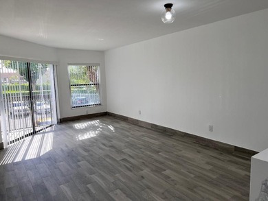 !! BEAUTIFUL & TOTALLY RENOVATED 2/2 APARTMENT IN DESIRABLE