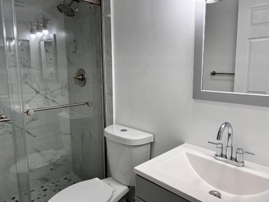 !! BEAUTIFUL & TOTALLY RENOVATED 2/2 APARTMENT IN DESIRABLE