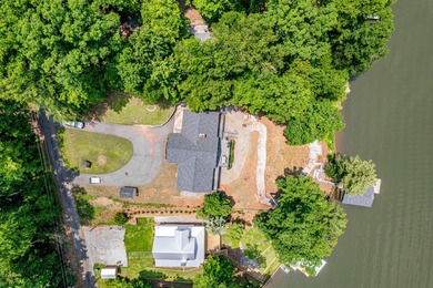 Lake Home For Sale in Eatonton, Georgia