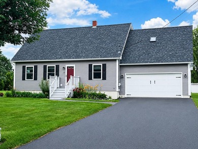 Beautiful Hampden Home with an Incredible Backyard Oasis! - photo 1