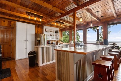 Lake Sam Rayburn Living at Its Best! This beautifully updated - photo 11