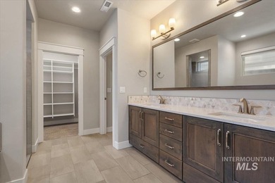 The PRAIRIE HARVEST floorplan by Brighton offers stylish - photo 12