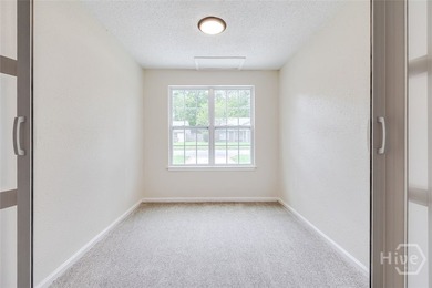 ** THIS HOME IS A MUST SEE WITH LOTS OF UPDATES! Welcome home to - photo 18