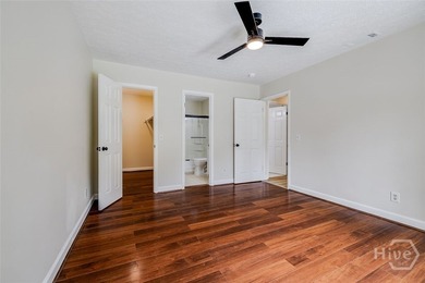 ** THIS HOME IS A MUST SEE WITH LOTS OF UPDATES! Welcome home to - photo 21