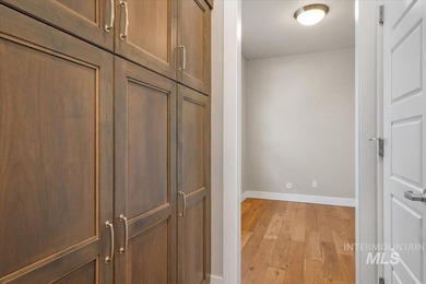 The PRAIRIE HARVEST floorplan by Brighton offers stylish - photo 21
