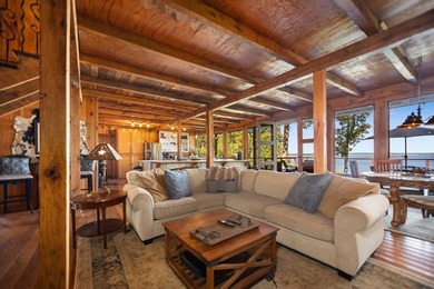 Lake Sam Rayburn Living at Its Best! This beautifully updated - photo 23