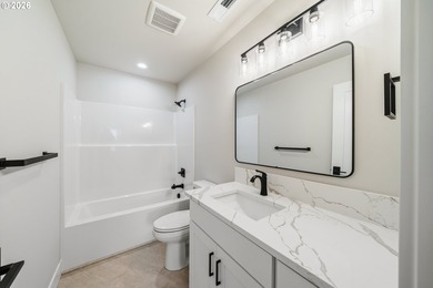 Beautiful new Traditional home backing to serene greenspace - photo 24