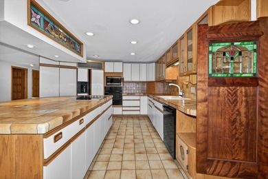 Priced below Appraised value and ready for new Owners! Tucked - photo 27