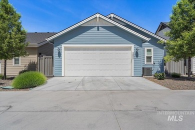 The PRAIRIE HARVEST floorplan by Brighton offers stylish - photo 27