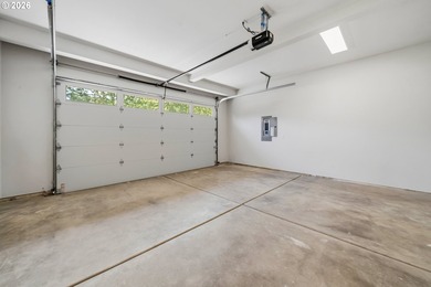 Beautiful new Traditional home backing to serene greenspace - photo 27
