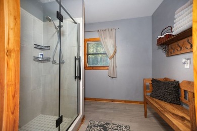 Lake Sam Rayburn Living at Its Best! This beautifully updated - photo 29