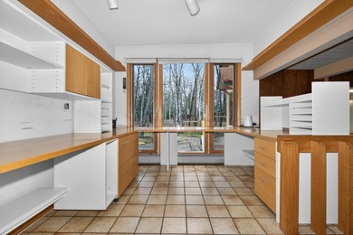 Priced below Appraised value and ready for new Owners! Tucked - photo 30