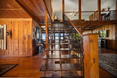 Lake Sam Rayburn Living at Its Best! This beautifully updated - photo 33