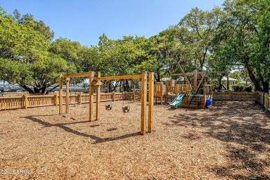 Tucked away in a private cul de sac on prestigious Dataw Island - photo 43