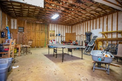 Lake Sam Rayburn Living at Its Best! This beautifully updated - photo 49