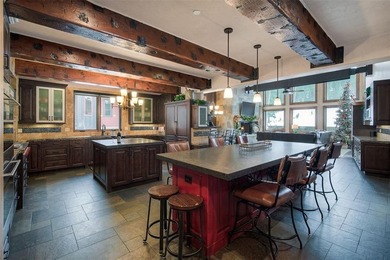 Welcome to 560 Beeler Place, an extraordinary mountain retreat - photo 8