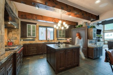 Welcome to 560 Beeler Place, an extraordinary mountain retreat - photo 9
